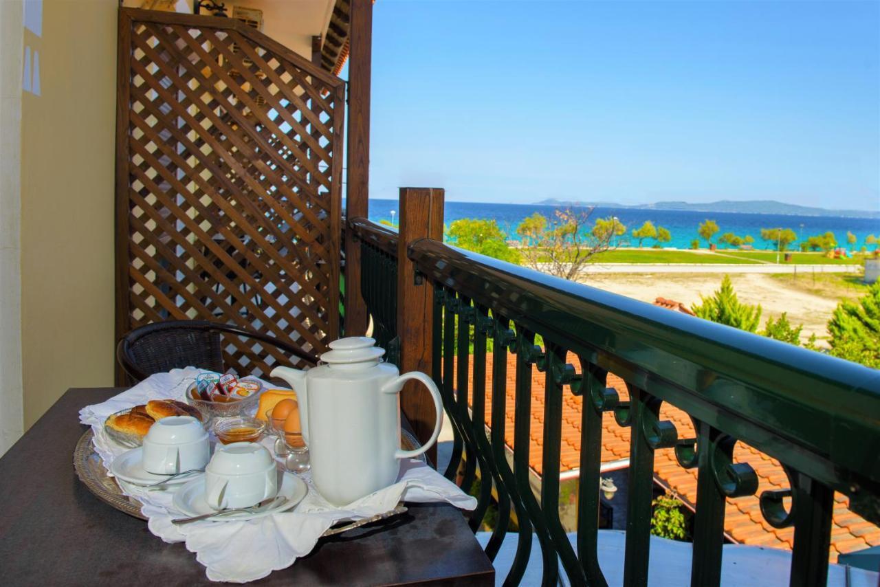 Hotel Alkionis Ієрісос Екстер'єр фото